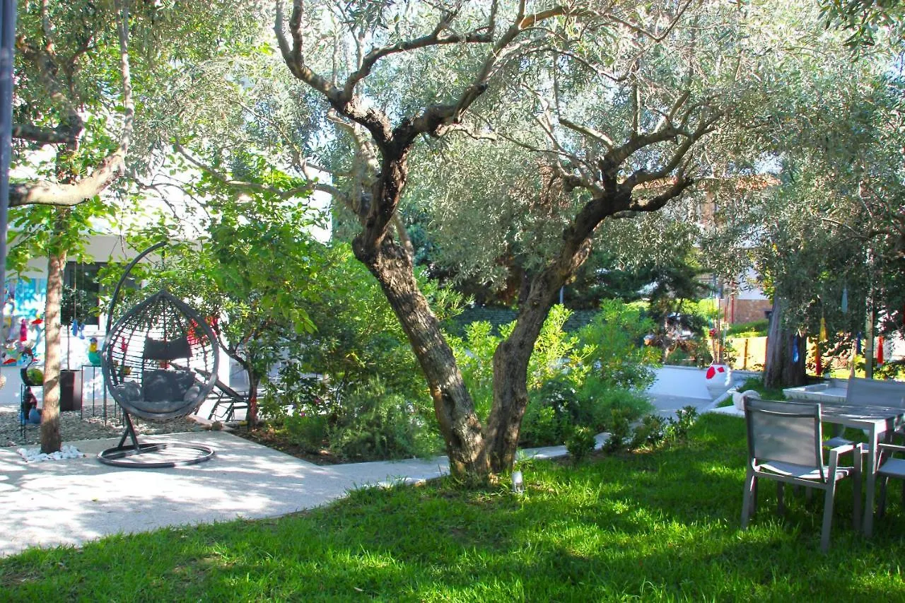 Mariya Art Living Apartment Nea Skioni
